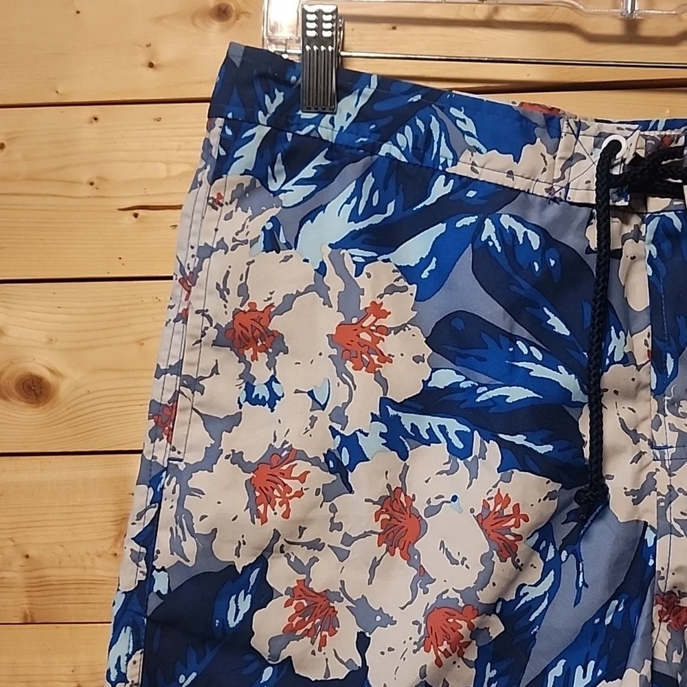 Mens orginal Penguin Swim Trunks NEW Size 31